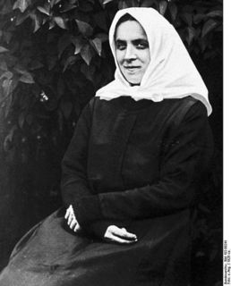 09Therese Neumann.jpg